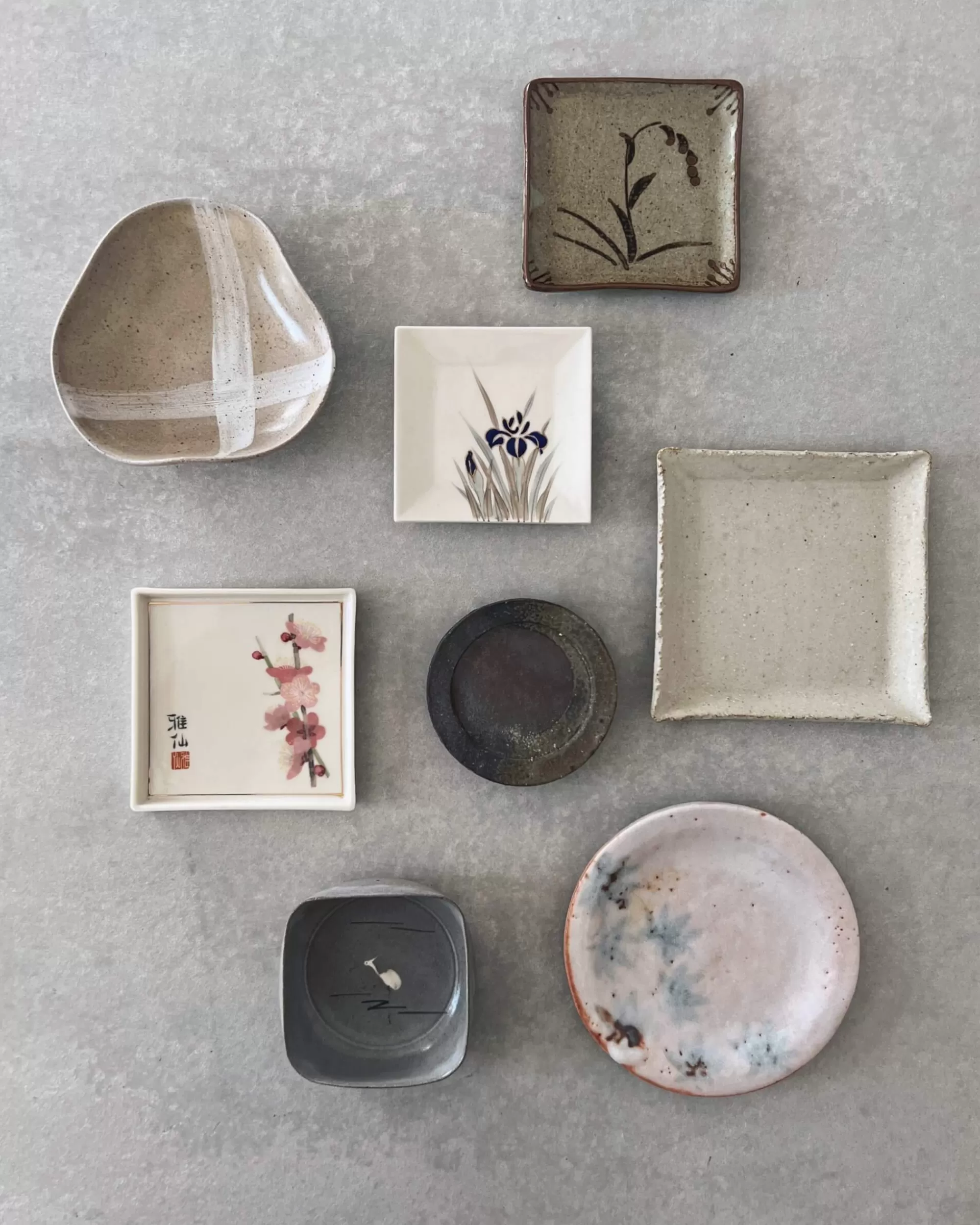 the maker Assiette En Céramique Japonaise Vintage New