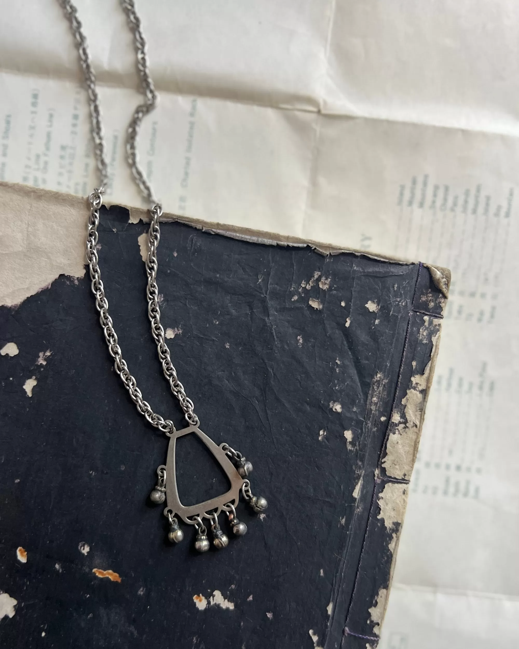 modern marcel Marcel Moderne : Collier Pendentif Vintage Flash Sale