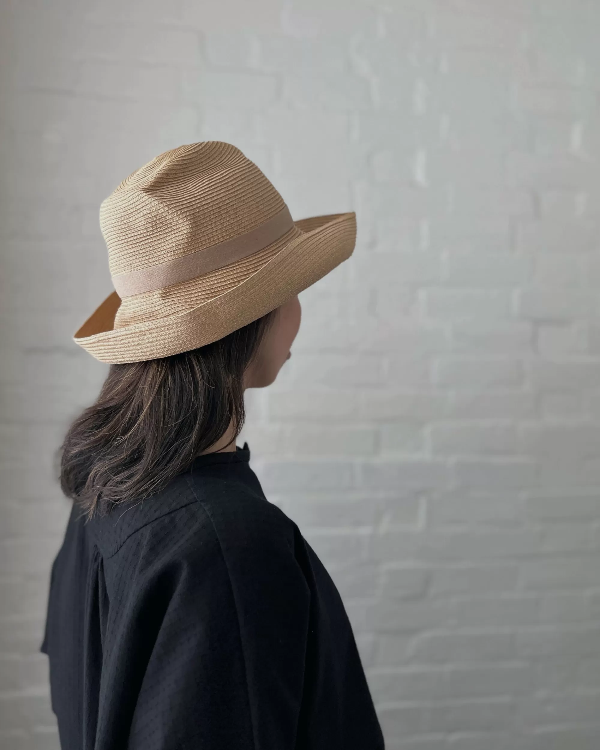 mature ha : Chapeau En Boite En Sable Avec Ruban Gousse De Vanille Shop