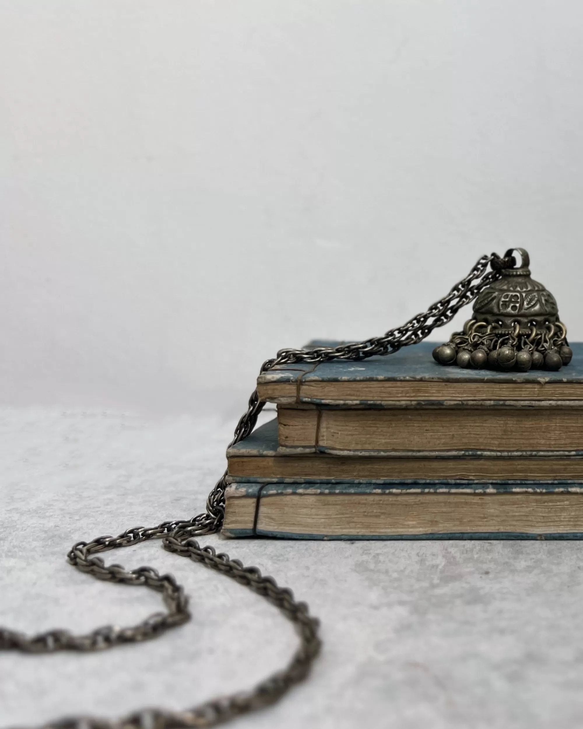 modern marcel : Collier Pendentif Indien Vintage Fashion