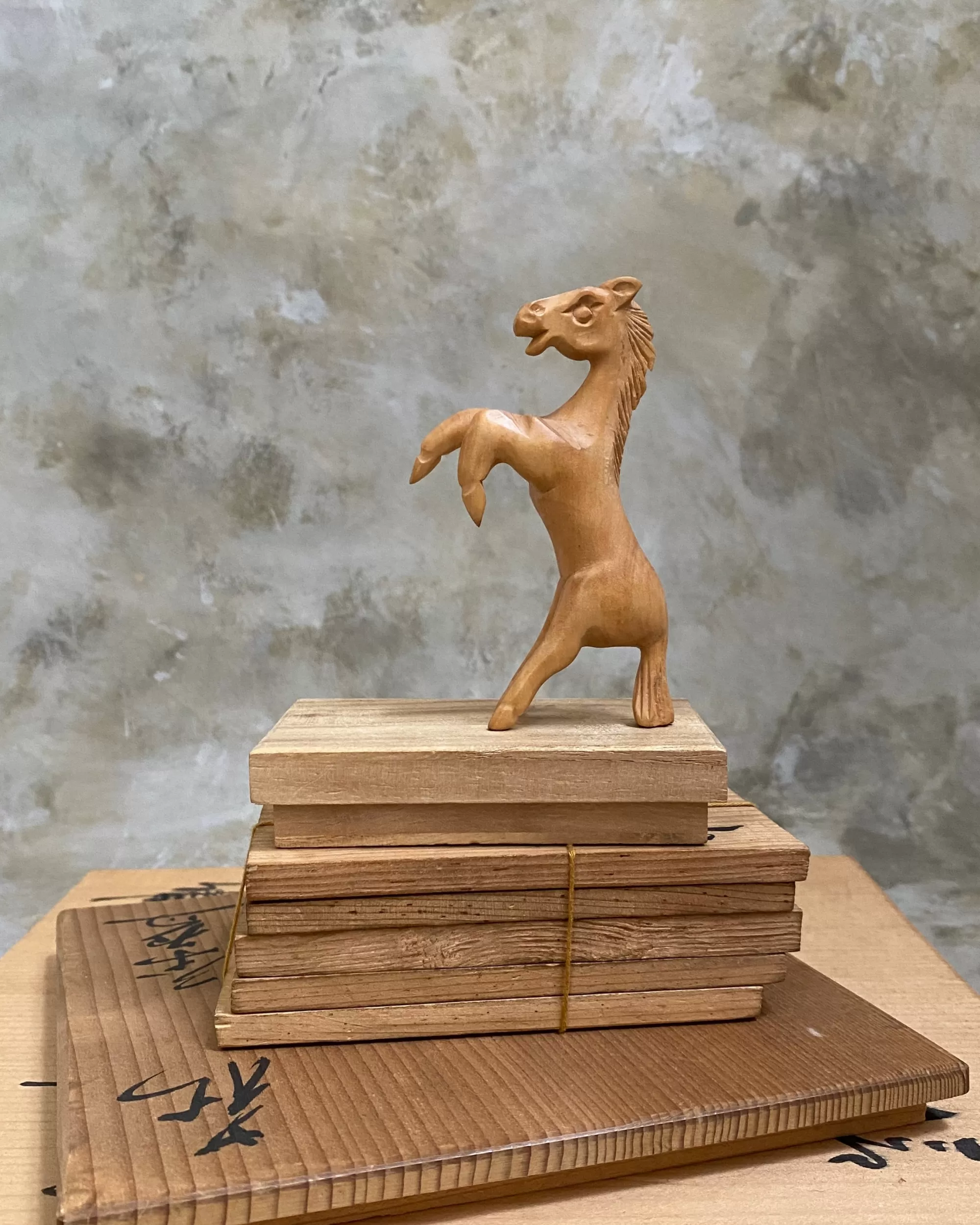 the maker Statuettes De Chevaux Japonais Vintage Online